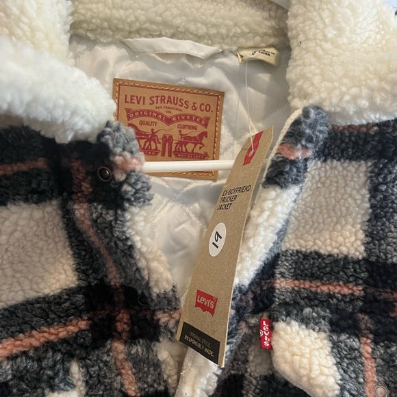 Levi's Plaid Ex-Boyfriend Trucker Jacket, SMALL NWT - Picture 6 of 8